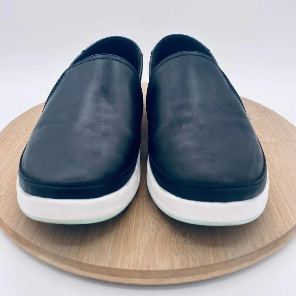 KURU Black and White Slip-On Athletic Shoes - Picture 3 of 11